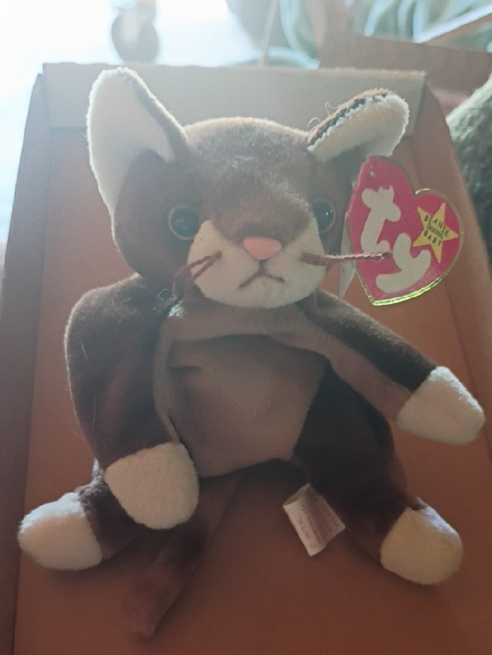 Ty Brown and Cream Cat Beanie Baby with Heart Tag (Pounce) - Picture 5 of 6